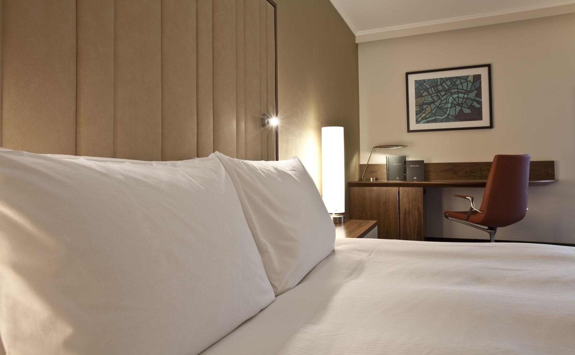 Hilton London Heathrow Airport Terminal 5 Hotel Hillingdon Luaran gambar