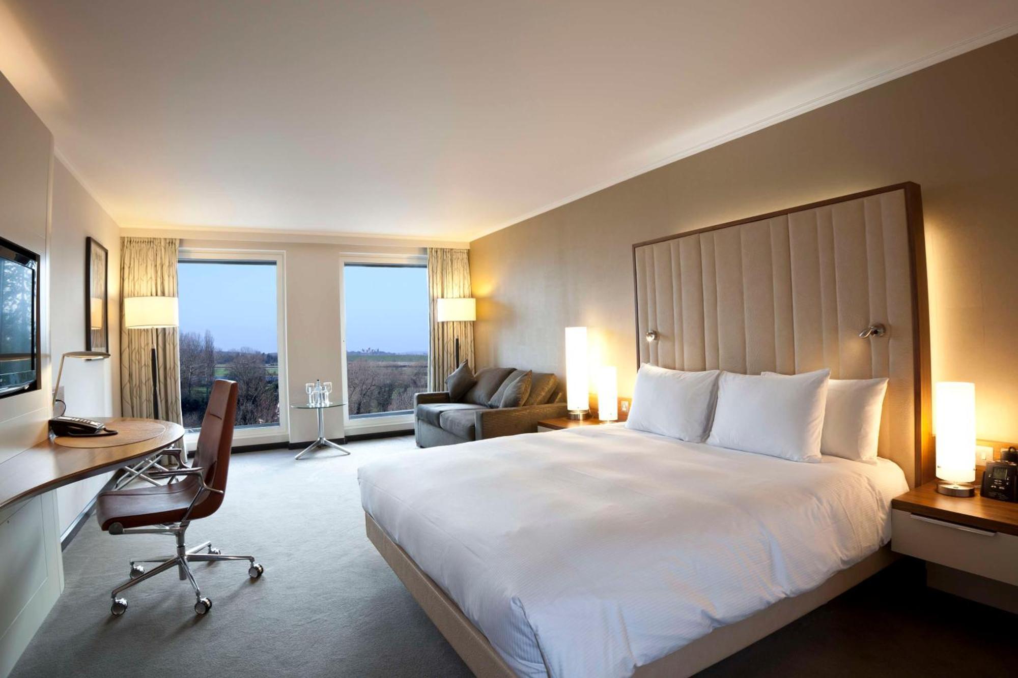 Hilton London Heathrow Airport Terminal 5 Hotel Hillingdon Luaran gambar