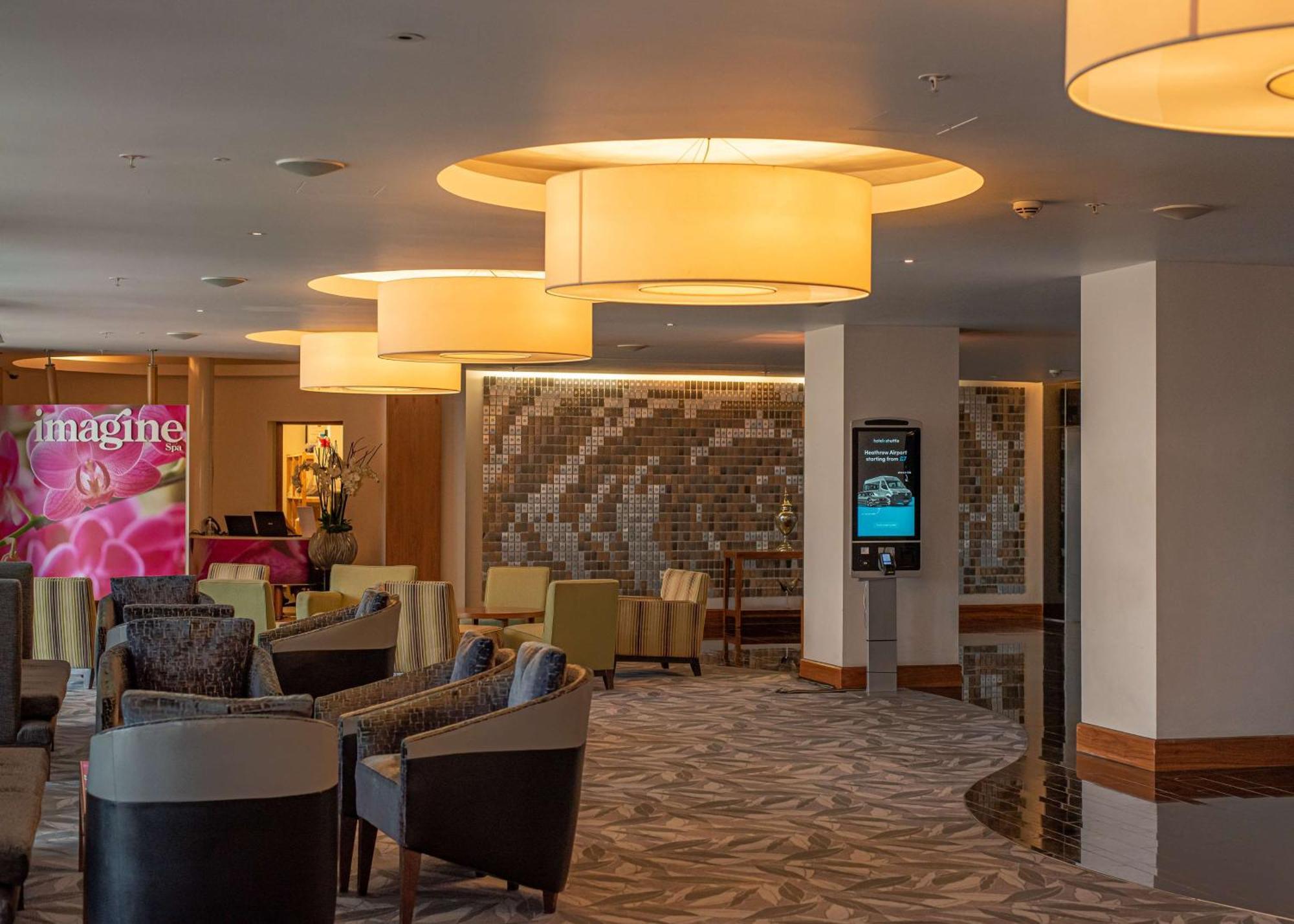 Hilton London Heathrow Airport Terminal 5 Hotel Hillingdon Luaran gambar