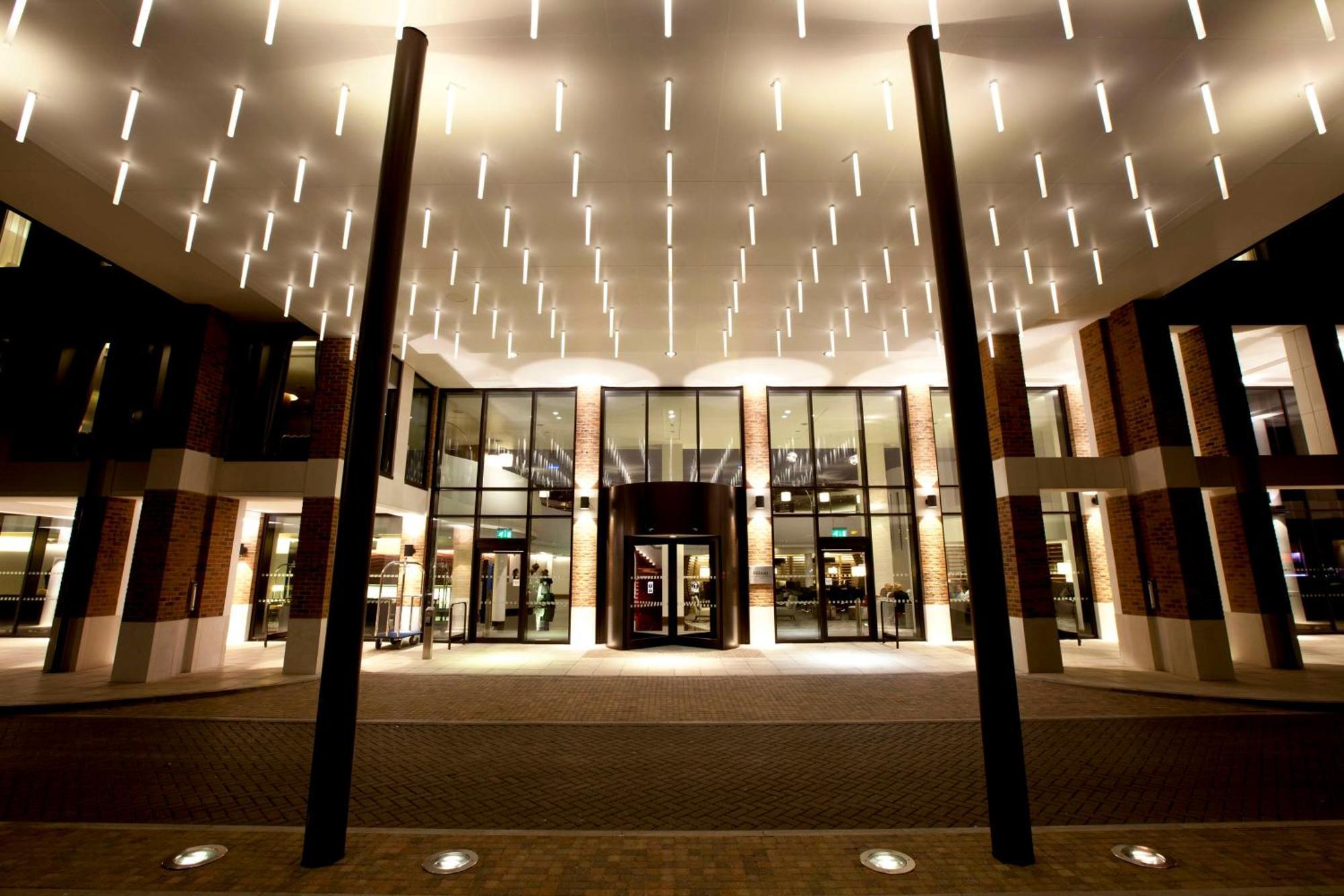 Hilton London Heathrow Airport Terminal 5 Hotel Hillingdon Luaran gambar